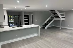 9853 Costa Del Sol Blvd, Doral, FL 33178 - Photo 7