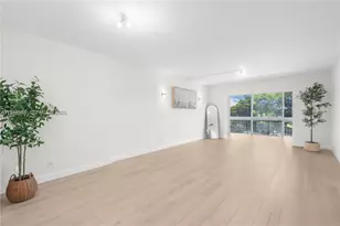 4400 Hillcrest Dr, Hollywood, FL 33021 - Photo 5