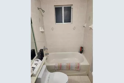 7070 NW 174th Ter #101, Hialeah, FL 33015 - Photo 7