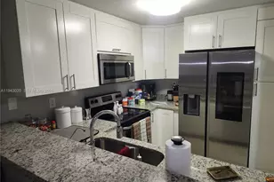 7070 NW 174th Terrace, Hialeah, FL 33015 - Photo 5