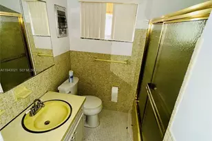 215 SE 3rd Ave, Hallandale Beach, FL 33009 - Photo 11