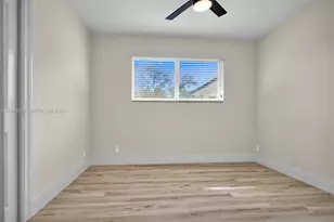 7695 SW 142nd St, Palmetto Bay, FL 33158 - Photo 21