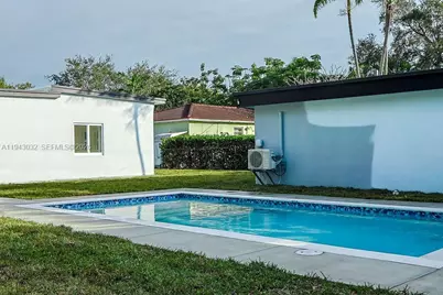 588 Palmetto Dr, Miami Springs, FL 33166 - Photo 53