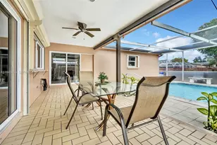 2211 N 50th Ave, Hollywood, FL 33021 - Photo 21