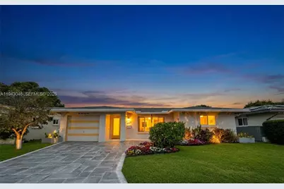 4945 NW 55th Ct, Tamarac, FL 33319 - Photo 1