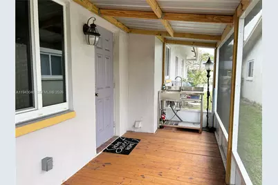 4945 NW 55th Ct, Tamarac, FL 33319 - Photo 17