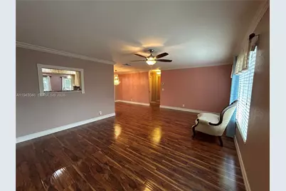 4945 NW 55th Ct, Tamarac, FL 33319 - Photo 7