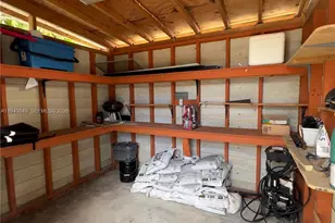 2761 SW 33rd Ct, Miami, FL 33133 - Photo 31