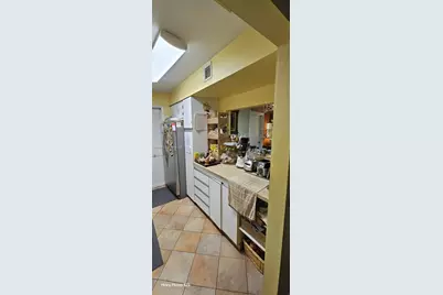 200 Lakeview Dr #212, Weston, FL 33326 - Photo 9