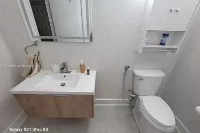 200 Lakeview Dr #212, Weston, FL 33326 - Photo 5