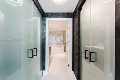 488 NE 18th St #4108, Miami, FL 33132 - Photo 21