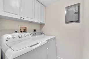 17100 N Bay Rd, Sunny Isles Beach, FL 33160 - Photo 45