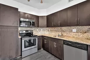 500 Bayview Dr, Sunny Isles Beach, FL 33160 - Photo 11