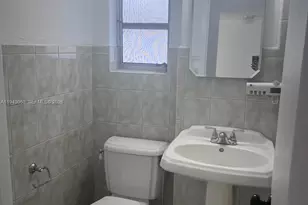 50 NW 68th Ct, Miami, FL 33126 - Photo 15