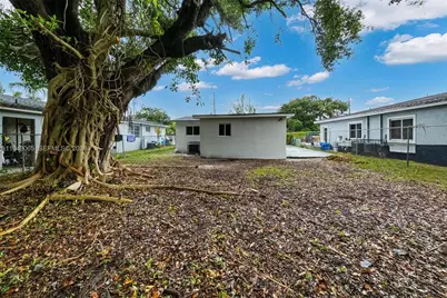 2951 NW 47th St, Miami, FL 33142 - Photo 27