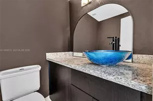 500 Bayview Dr, Sunny Isles Beach, FL 33160 - Photo 9