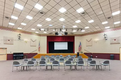 1000 Colony Point Cir #220, Pembroke Pines, FL 33026 - Photo 27