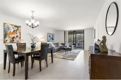 1000 Colony Point Cir #220, Pembroke Pines, FL 33026 - Photo 1