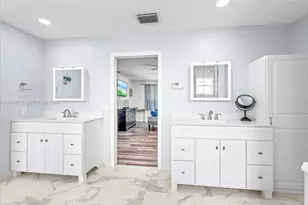 2225 NW 128th Ave, Pembroke Pines, FL 33028 - Photo 25