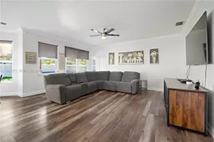 2225 NW 128th Ave, Pembroke Pines, FL 33028 - Photo 5