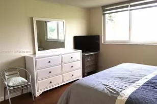 8980 S Hollybrook Blvd, Pembroke Pines, FL 33025 - Photo 11