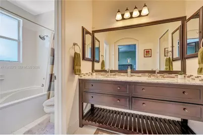 7806 NW 116th Pl, Doral, FL 33178 - Photo 21