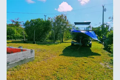 10450 SW 182nd St, Miami, FL 33157 - Photo 15