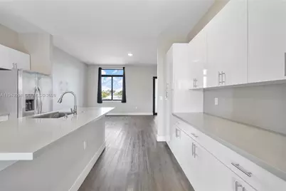 444 E 16th St #444, Hialeah, FL 33010 - Photo 27