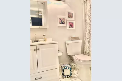 9410 N Hollybrook Lake Dr #103, Pembroke Pines, FL 33025 - Photo 17