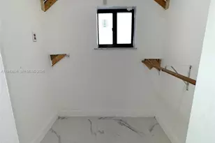 1150 SE 9th Ave, Hialeah, FL 33010 - Photo 13