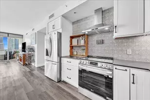 90 SW 3rd St, Miami, FL 33130 - Photo 7