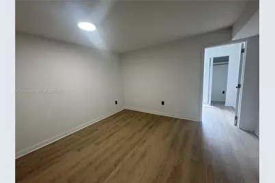 12215 W Dixie Hwy #106, North Miami, FL 33161 - Photo 3