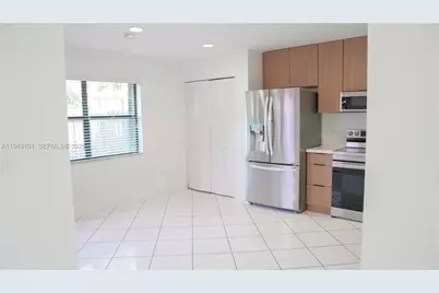 9023 SW 113th Place Cir W, Miami, FL 33176 - Photo 11