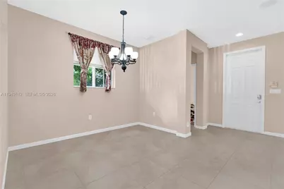14102 SW 276th St, Homestead, FL 33032 - Photo 7