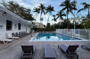 3660 NE 166th St, North Miami Beach, FL 33160 - Photo 31