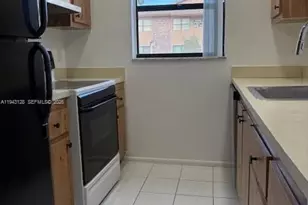 10057 Winding Lake Rd, Sunrise, FL 33351 - Photo 1