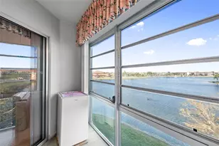 13101 SW 15th Ct, Pembroke Pines, FL 33027 - Photo 9