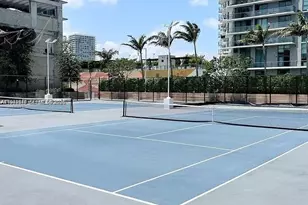 650 NE 32nd St, Miami, FL 33137 - Photo 29