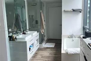 650 NE 32nd St, Miami, FL 33137 - Photo 17