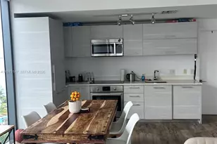 650 NE 32nd St, Miami, FL 33137 - Photo 9