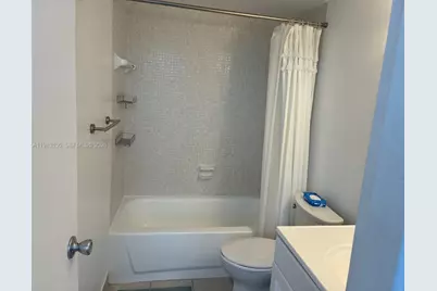 [Address not provided], Miami Beach, FL 33139 - Photo 9