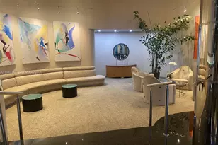 20191 E Country Club Dr, Aventura, FL 33180 - Photo 9