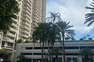 20191 E Country Club Dr, Aventura, FL 33180 - Photo 3