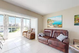 7877 Golf Cir Dr, Margate, FL 33063 - Photo 9