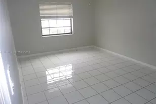 180 Cypress Club Dr, Pompano Beach, FL 33060 - Photo 21