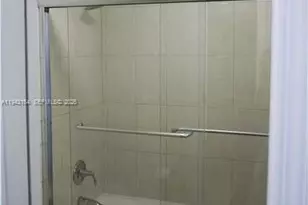 100 Lincoln Rd, Miami Beach, FL 33139 - Photo 11