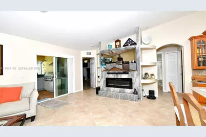 1004 Palmetto Ave, Lehigh Acres, FL 33972 - Photo 21