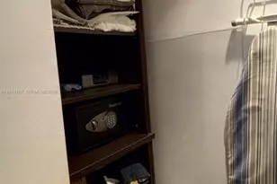 100 Lincoln Rd, Miami Beach, FL 33139 - Photo 19