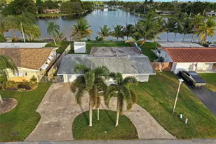 1301 NW 87th Way, Pembroke Pines, FL 33024 - Photo 31