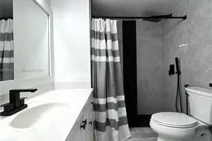 3375 W 76th St, Hialeah, FL 33018 - Photo 9